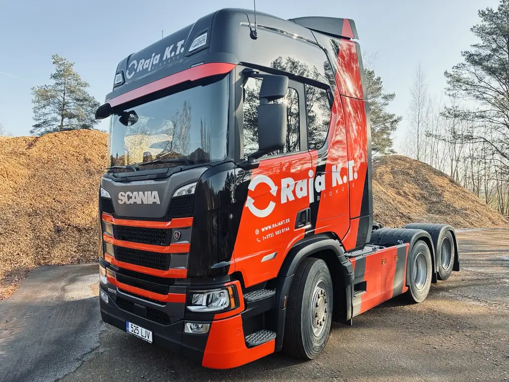 Scania ja Volvo raskeveokid